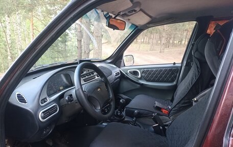Chevrolet Niva I рестайлинг, 2004 год, 228 000 рублей, 19 фотография