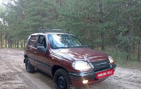 Chevrolet Niva I рестайлинг, 2004 год, 228 000 рублей, 15 фотография