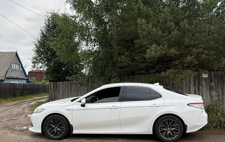 Toyota Camry, 2019 год, 2 999 989 рублей, 4 фотография
