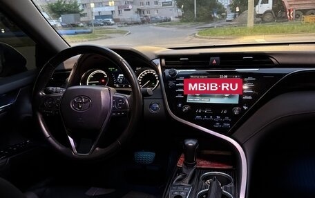 Toyota Camry, 2019 год, 2 999 989 рублей, 9 фотография