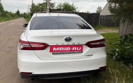 Toyota Camry, 2019 год, 2 999 989 рублей, 6 фотография