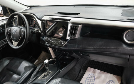 Toyota RAV4, 2013 год, 1 979 000 рублей, 16 фотография