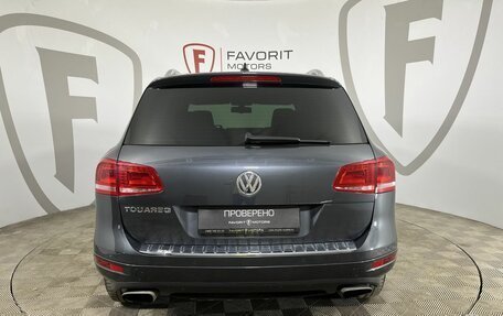 Volkswagen Touareg III, 2014 год, 2 249 000 рублей, 3 фотография