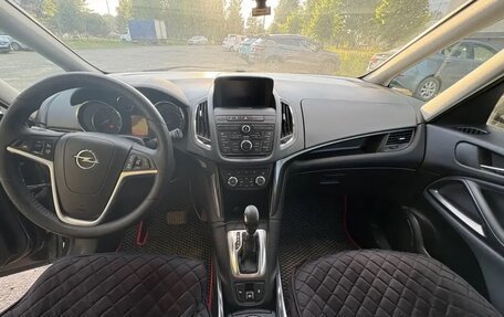 Opel Zafira C рестайлинг, 2013 год, 700 000 рублей, 13 фотография