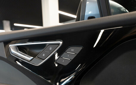 Audi Q4 e-tron, 2023 год, 4 700 000 рублей, 18 фотография