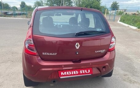 Renault Sandero I, 2012 год, 650 000 рублей, 4 фотография