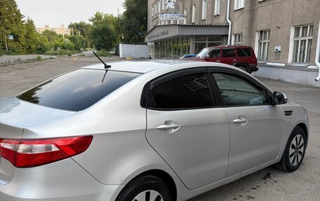 KIA Rio III рестайлинг, 2013 год, 850 000 рублей, 3 фотография