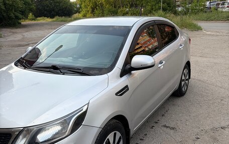 KIA Rio III рестайлинг, 2013 год, 850 000 рублей, 6 фотография