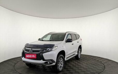 Mitsubishi Pajero Sport III рестайлинг, 2018 год, 3 200 000 рублей, 1 фотография
