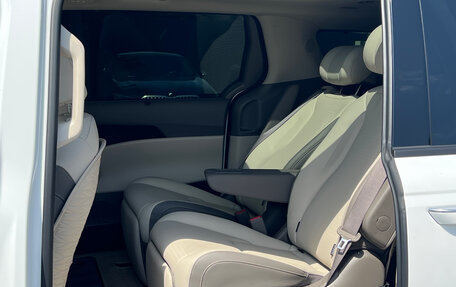 KIA Carnival, 2024 год, 5 390 000 рублей, 16 фотография