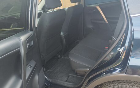 Toyota RAV4, 2018 год, 2 600 000 рублей, 8 фотография
