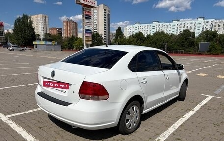 Volkswagen Polo VI (EU Market), 2014 год, 800 000 рублей, 4 фотография