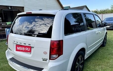 Dodge Caravan V, 2011 год, 1 495 000 рублей, 20 фотография