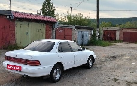 Toyota Camry V30, 1993 год, 250 000 рублей, 2 фотография
