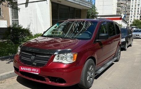 Dodge Caravan V, 2008 год, 820 000 рублей, 3 фотография