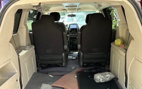 Dodge Caravan V, 2008 год, 820 000 рублей, 17 фотография