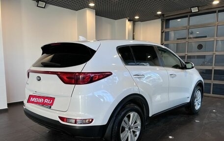 KIA Sportage IV рестайлинг, 2018 год, 1 945 000 рублей, 3 фотография