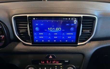 KIA Sportage IV рестайлинг, 2018 год, 1 945 000 рублей, 12 фотография