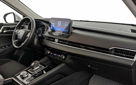 Mitsubishi Outlander, 2023 год, 3 800 000 рублей, 13 фотография
