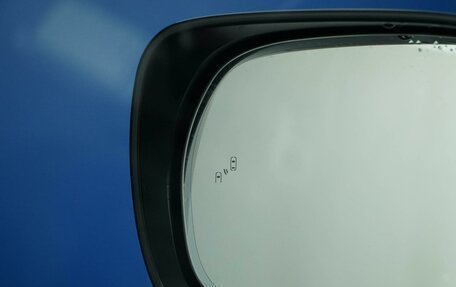 Toyota Land Cruiser 200, 2017 год, 6 527 077 рублей, 8 фотография
