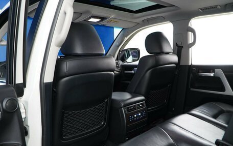 Toyota Land Cruiser 200, 2017 год, 6 527 077 рублей, 14 фотография