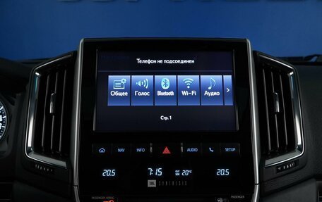 Toyota Land Cruiser 200, 2017 год, 6 527 077 рублей, 27 фотография