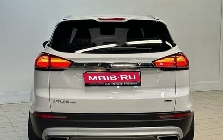 Geely Atlas, 2023 год, 1 850 000 рублей, 3 фотография