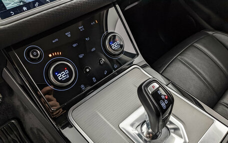 Land Rover Range Rover Evoque II, 2019 год, 3 690 000 рублей, 21 фотография
