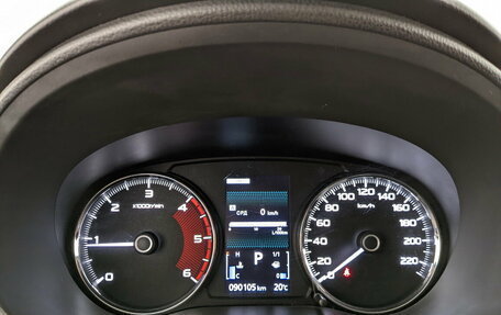 Mitsubishi Pajero Sport III рестайлинг, 2018 год, 3 200 000 рублей, 13 фотография