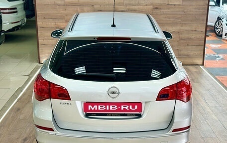 Opel Astra J, 2013 год, 799 000 рублей, 11 фотография