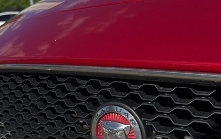 Jaguar XE I рестайлинг, 2016 год, 2 400 000 рублей, 5 фотография