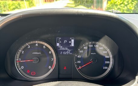 Hyundai Solaris II рестайлинг, 2016 год, 900 000 рублей, 9 фотография