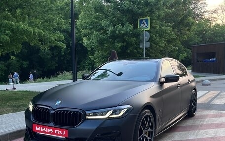 BMW 5 серия, 2021 год, 4 250 000 рублей, 14 фотография