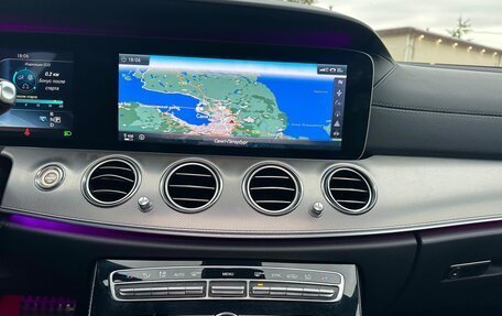 Mercedes-Benz E-Класс, 2017 год, 3 150 000 рублей, 14 фотография