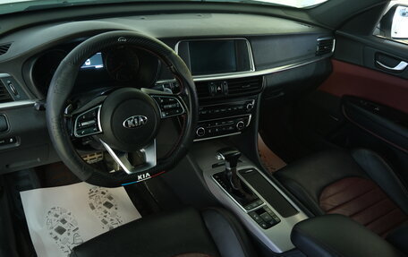 KIA Optima IV, 2018 год, 2 349 000 рублей, 11 фотография