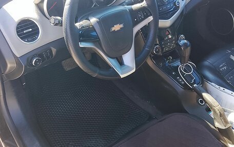 Chevrolet Cruze II, 2011 год, 730 000 рублей, 11 фотография