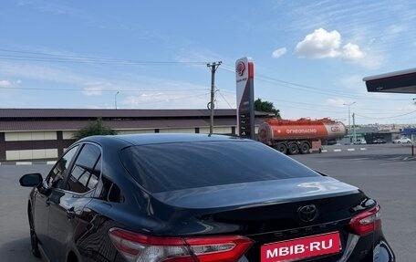 Toyota Camry, 2017 год, 2 300 000 рублей, 1 фотография