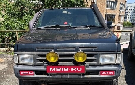 Nissan Terrano II рестайлинг, 1995 год, 315 000 рублей, 1 фотография