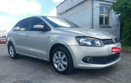 Volkswagen Polo VI (EU Market), 2012 год, 448 000 рублей, 1 фотография