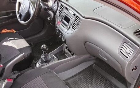 KIA Rio II, 2010 год, 600 000 рублей, 10 фотография