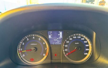 Hyundai Solaris II рестайлинг, 2016 год, 990 000 рублей, 21 фотография