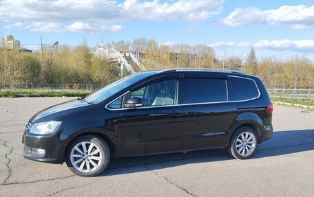 Volkswagen Sharan II, 2011 год, 1 300 000 рублей, 3 фотография
