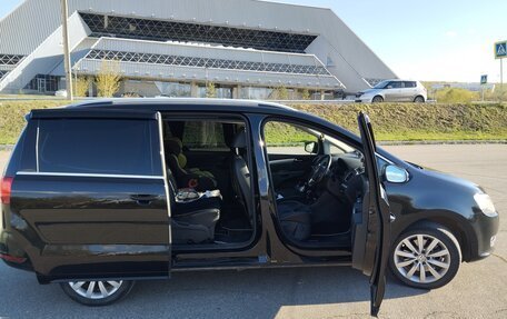 Volkswagen Sharan II, 2011 год, 1 300 000 рублей, 6 фотография