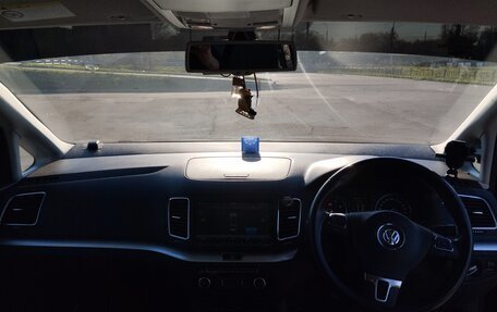 Volkswagen Sharan II, 2011 год, 1 300 000 рублей, 10 фотография