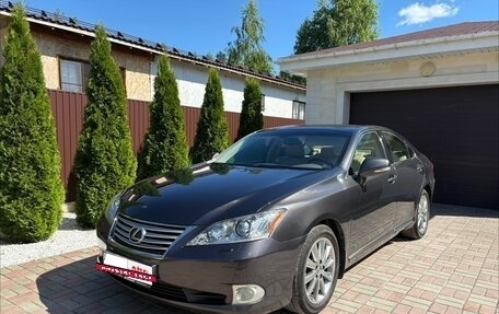 Lexus ES VII, 2010 год, 1 950 000 рублей, 2 фотография
