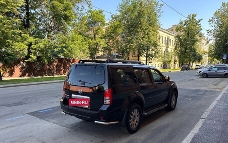 Nissan Pathfinder, 2011 год, 1 390 000 рублей, 2 фотография