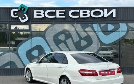 Mercedes-Benz E-Класс, 2011 год, 1 550 000 рублей, 3 фотография