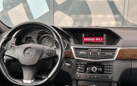 Mercedes-Benz E-Класс, 2011 год, 1 550 000 рублей, 11 фотография