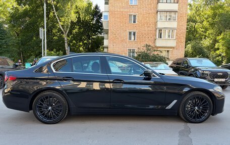 BMW 5 серия, 2021 год, 5 800 000 рублей, 4 фотография