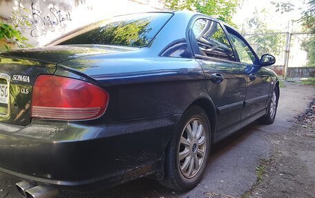 Hyundai Sonata IV рестайлинг, 2004 год, 330 000 рублей, 3 фотография